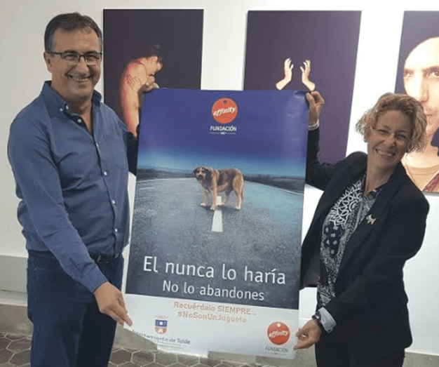 El nunca lo haría. No lo abandones, es el lema de esta campaña (Foto TA)